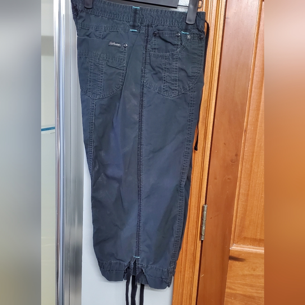Capris - Picture 2 of 3
